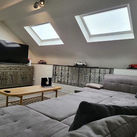 Duplex Elegant Situe A 1Min De La Gare Du Nord Apartment บรัสเซลส์ ภายนอก รูปภาพ