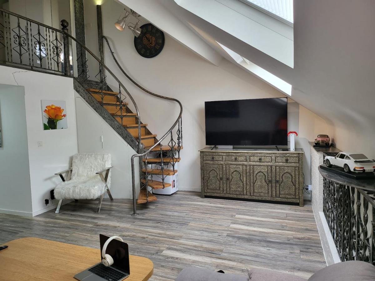 Duplex Elegant Situe A 1Min De La Gare Du Nord Apartment บรัสเซลส์ ภายนอก รูปภาพ